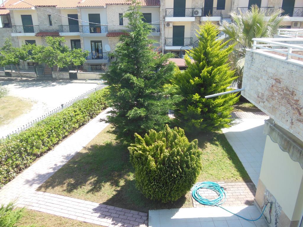 Apartments Monika Криопиги Экстерьер фото